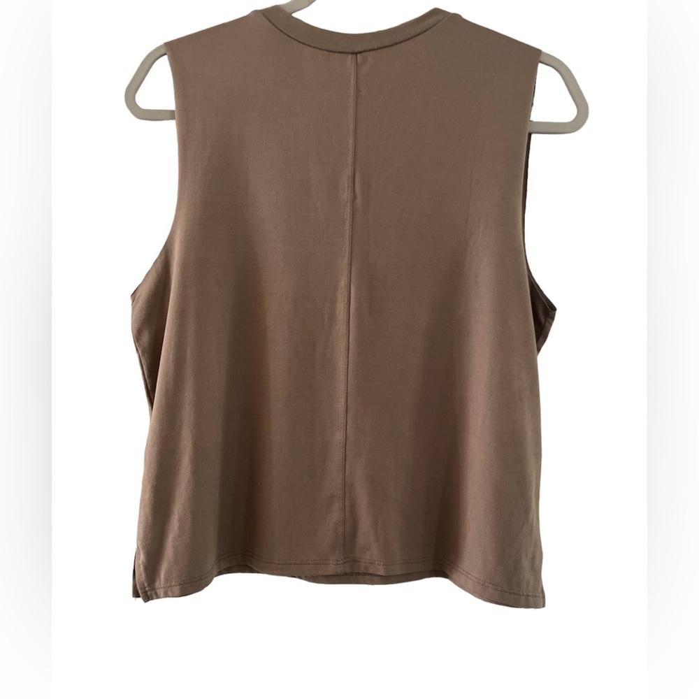 EUC Good hYOUman Light Brown Sleeveless Shirt. Women’s Size: M - Picture 2 of 3